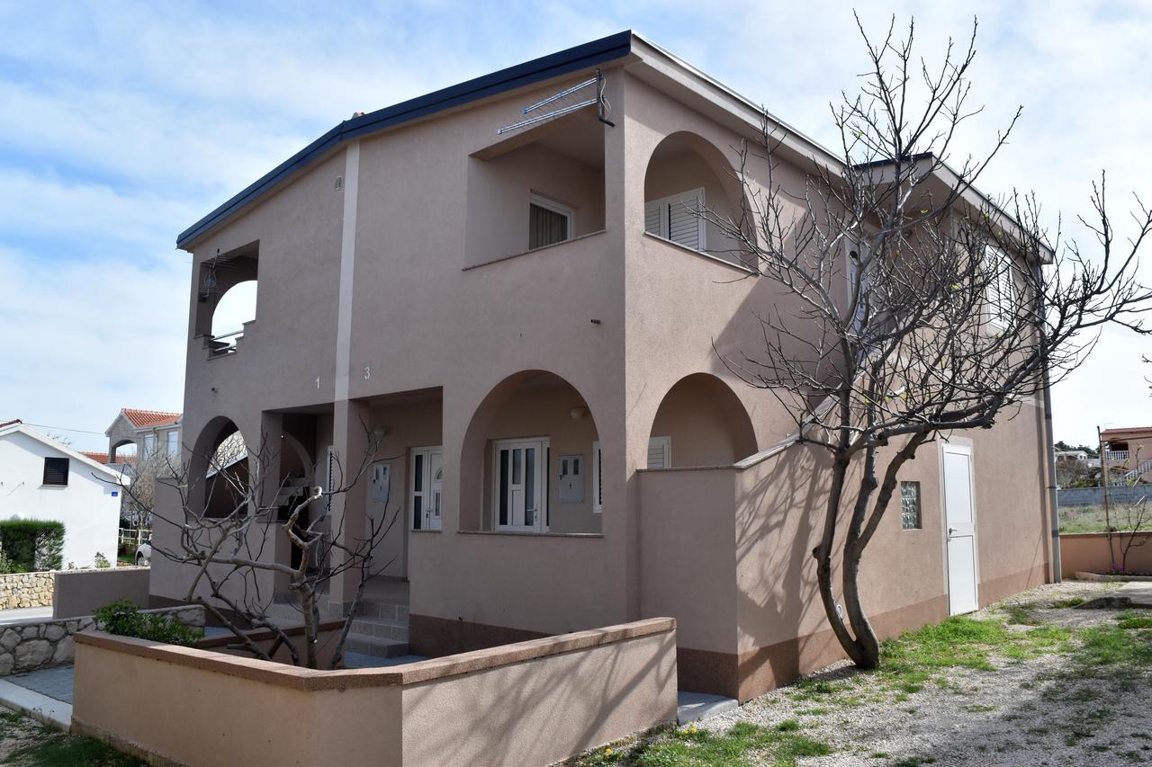 Apartments Oresic Вир Екстериор снимка