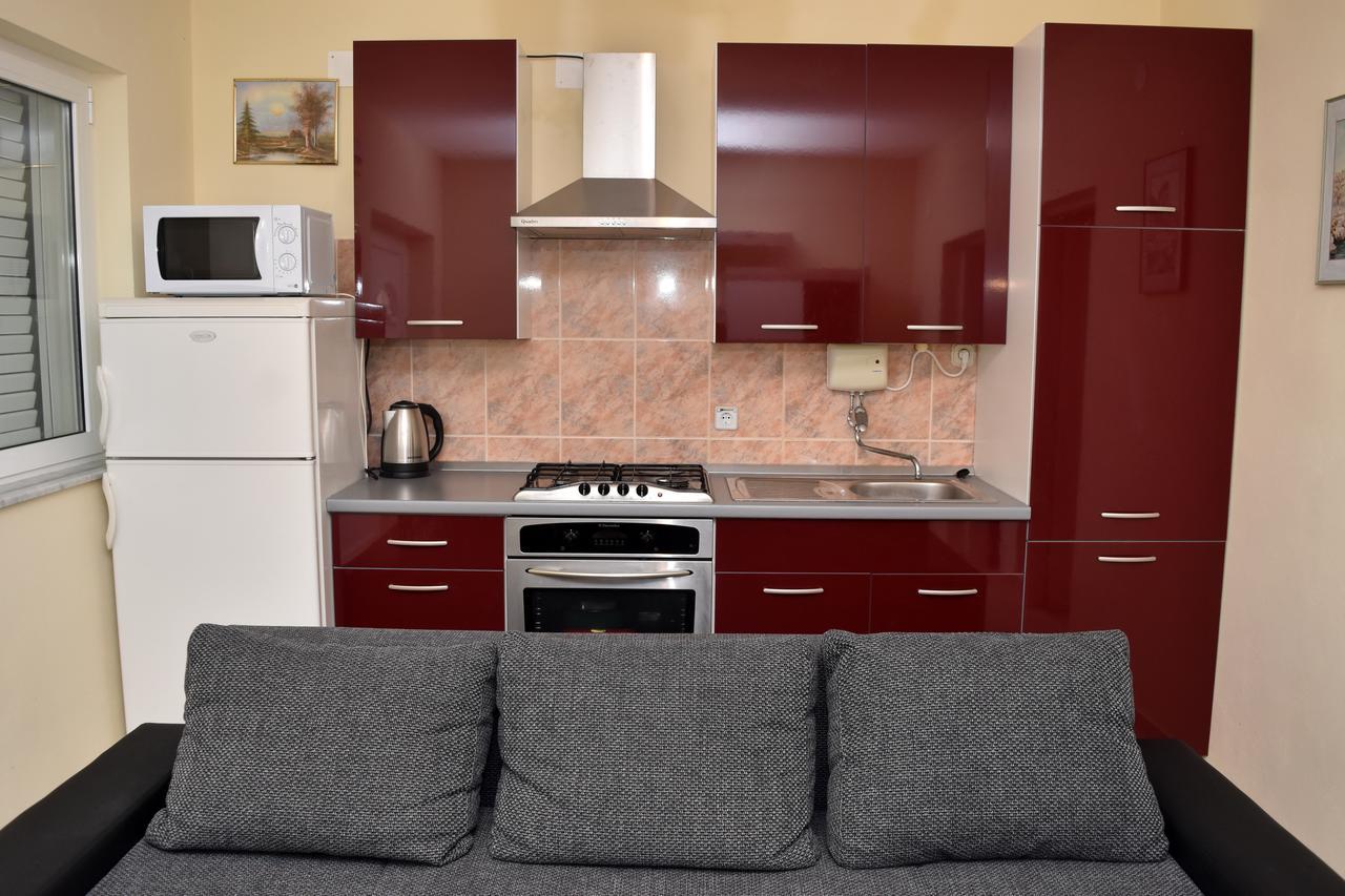 Apartments Oresic Вир Екстериор снимка