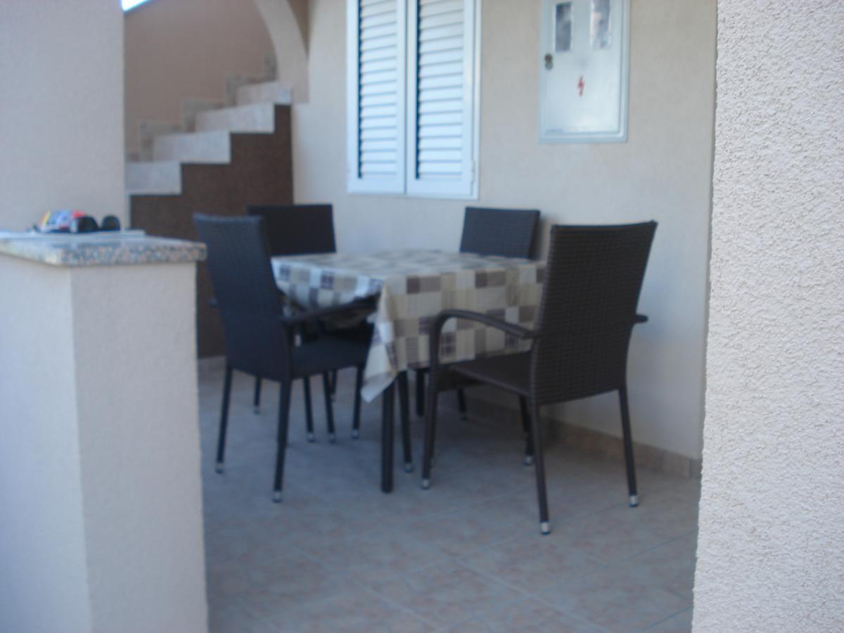 Apartments Oresic Вир Екстериор снимка